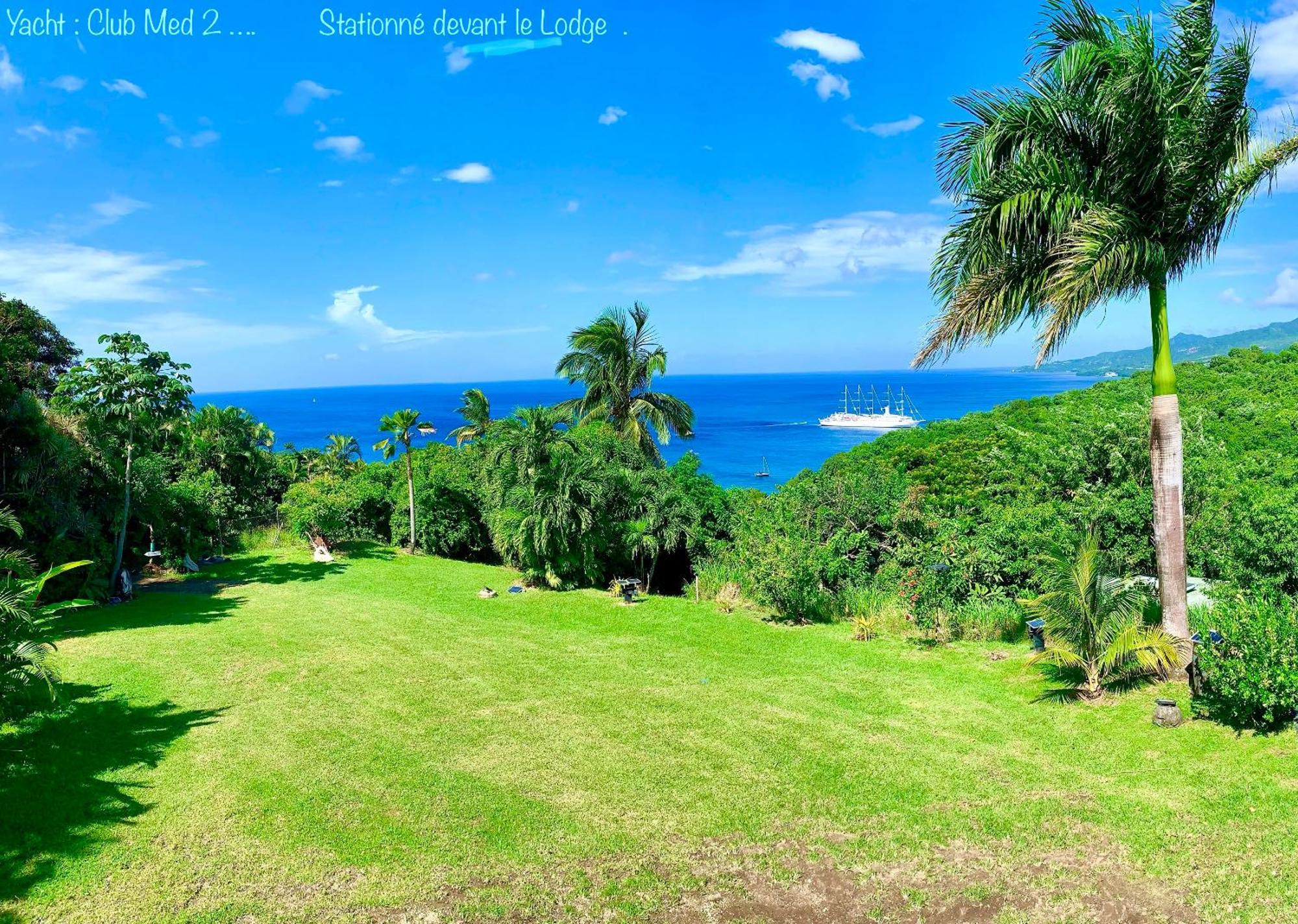 Lodge Colibris Piscine Privee Vue Panoramique Mer Et Montagne Pelee , 500 M Plage Dans Un Parc , Calme Assure Ideal Pour Decouvrir Le Nord Caraibes Le Carbet Dış mekan fotoğraf